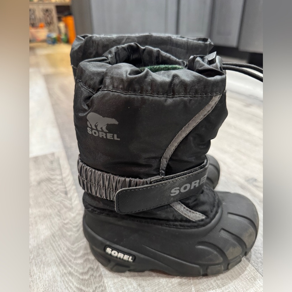 Sorel Black Snow Boots